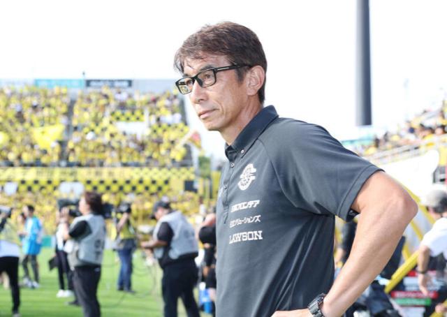 hth体育-柏太阳神官宣主帅卸任 挖三镇主帅欲踢进攻足球