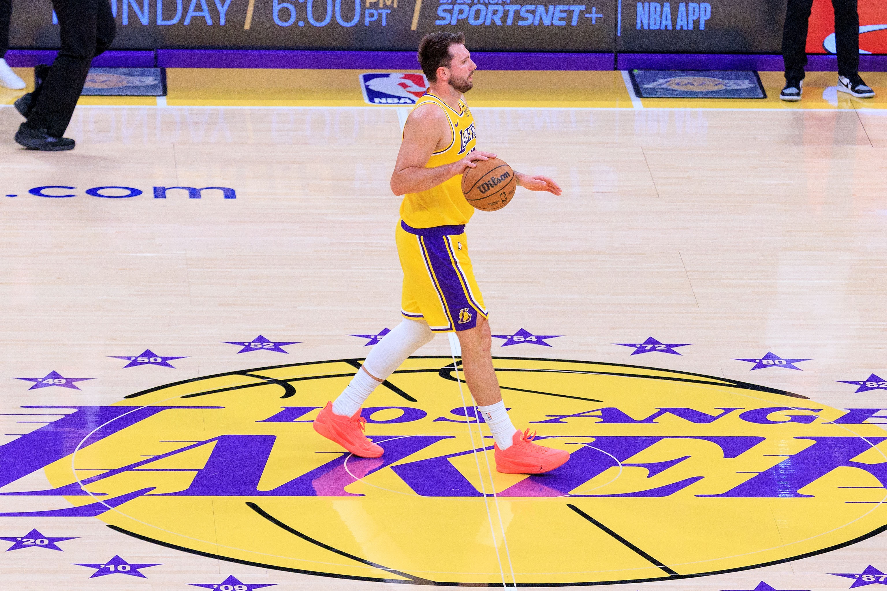 华体会hth体育官网入口-东契奇生涯第100场30+10助 历史第4人 仅次于大O&amp;哈登&amp;詹姆斯